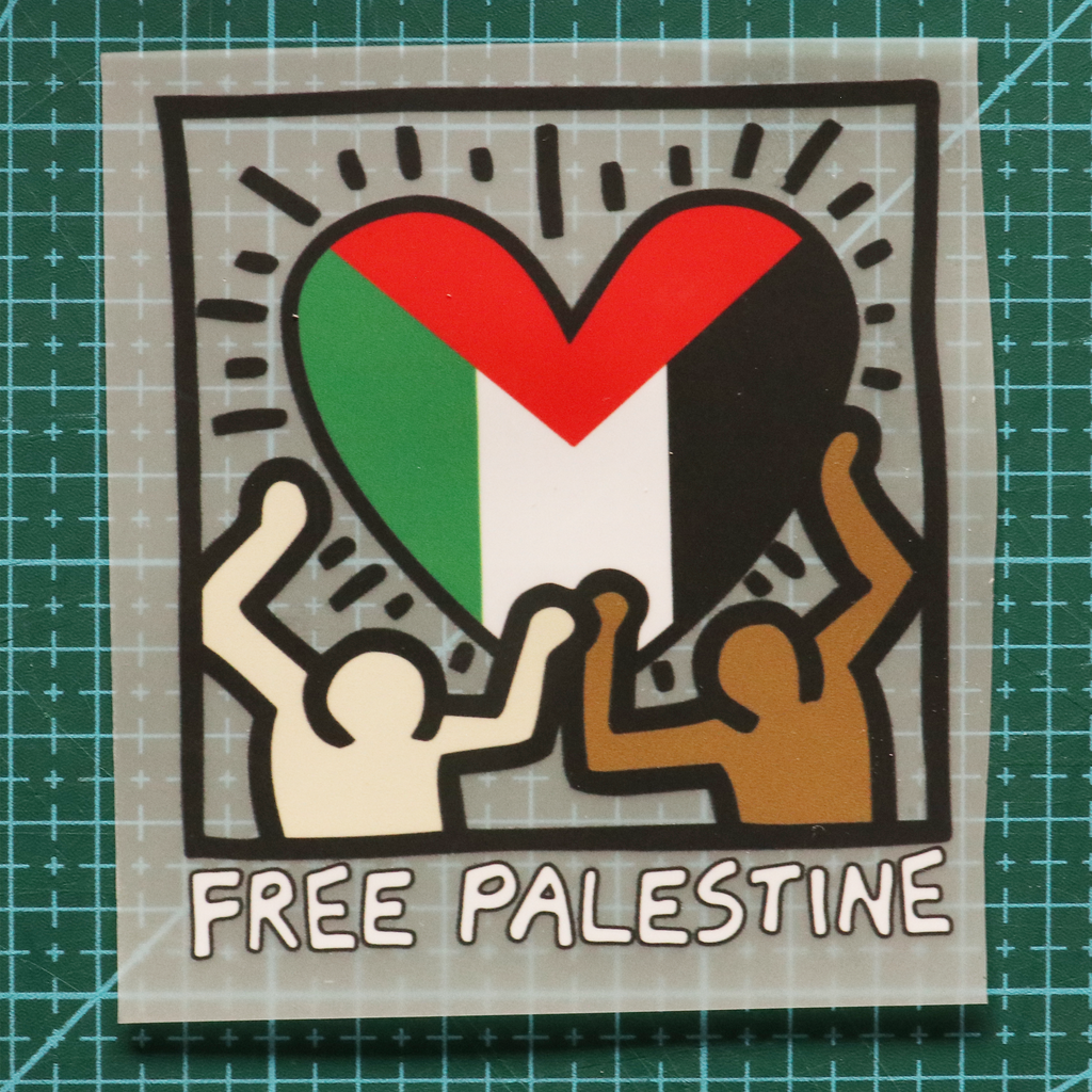 International Solidarity Pack 50 & 3